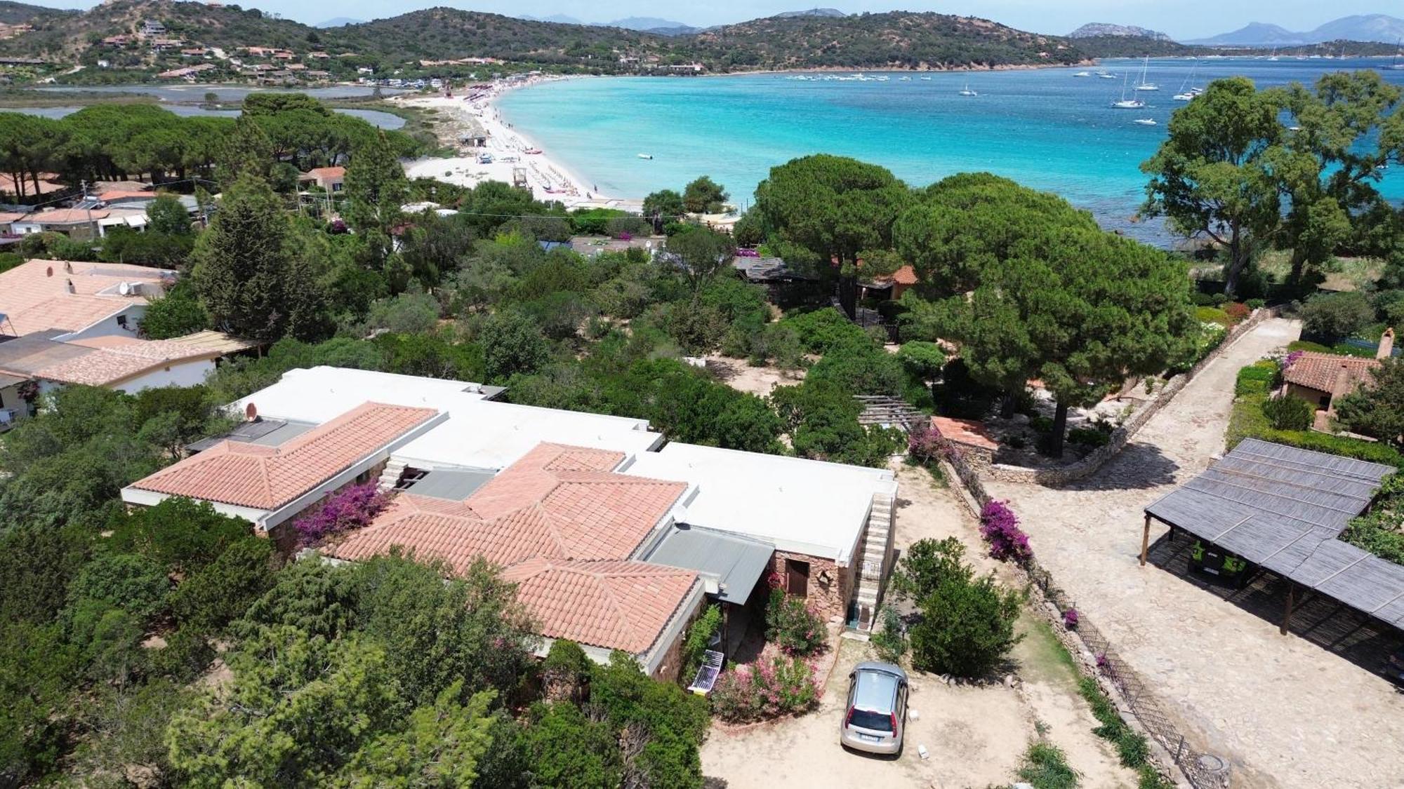 Corbezzolo Villa Porto Taverna Exterior foto